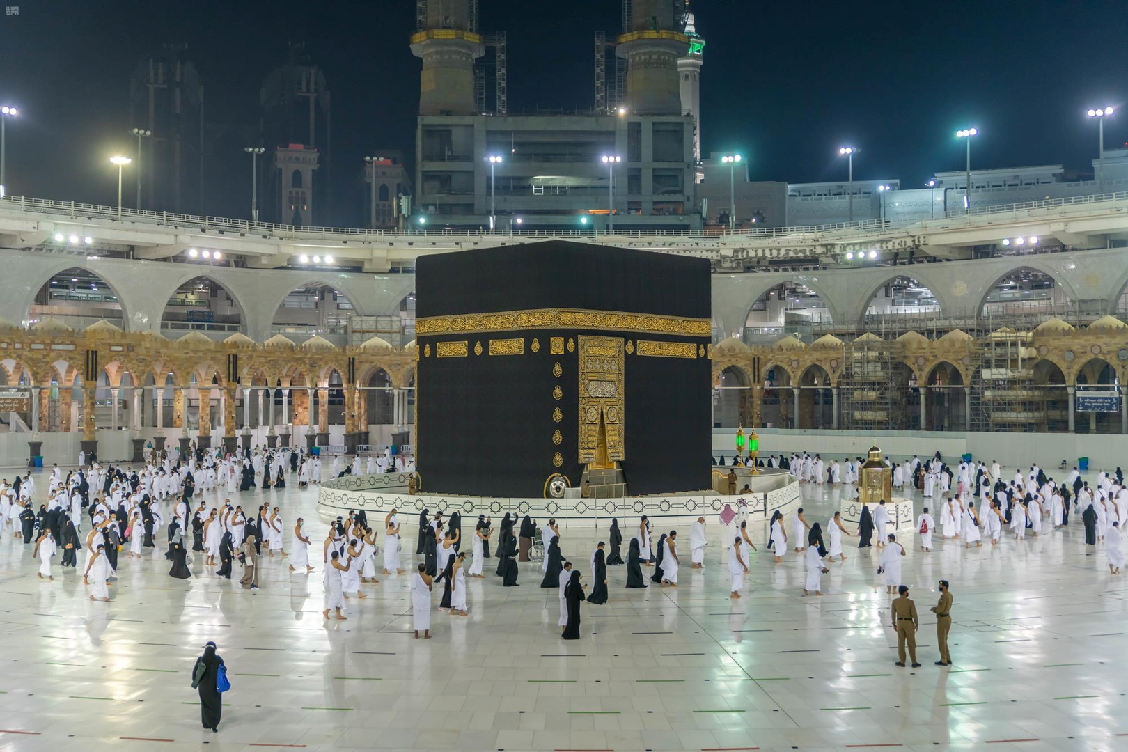 Мекка прямая трансляция мечеть харам. Саудовская Аравия Мекка Кааба. Umrah в Саудовская Аравия. Мекка хадж 2022. Умра хадж.