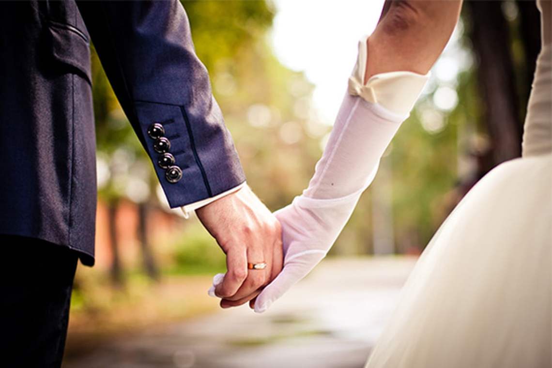 تفسير حلم زواج المتزوجة مرة ثانية من غير زوجها